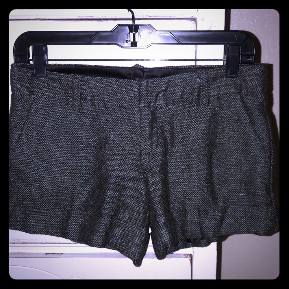 🌻5 for $10 Tweed Shorts